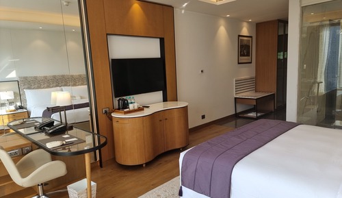 Premier Room, 1 King Bed