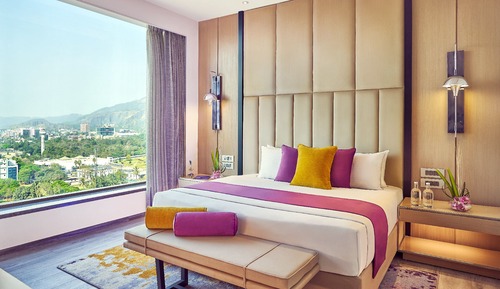 Vivanta Suite