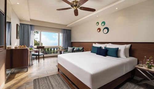 Deluxe Room, 1 King Bed