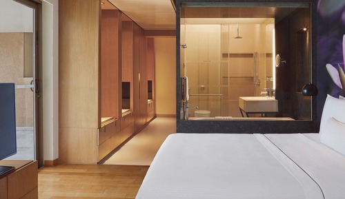 Executive Room, 1 King Bed, Balcony