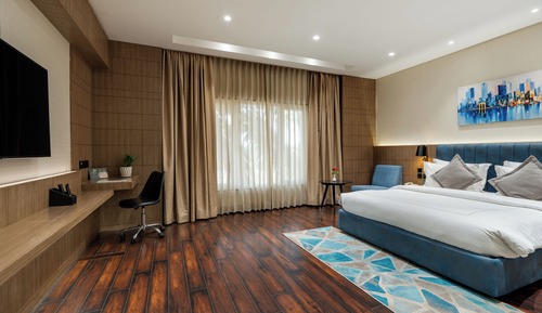 Superior King Room