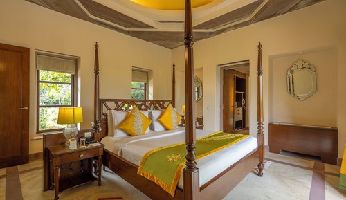 Luxury Villa (Garden & Spa)