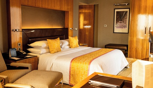 Club Room, 1 King Bed