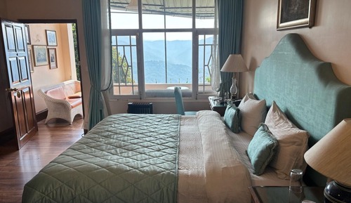 Premium Room