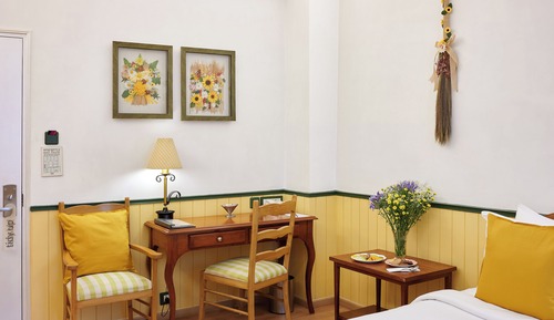 Executive Room