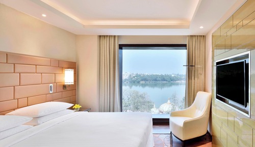Executive Room, 1 King Bed