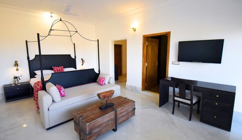 Superior Suite