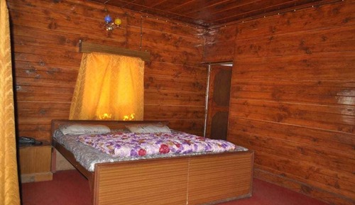 Deluxe Room, Hill View