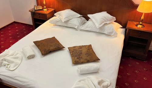 Classic Suite, City View