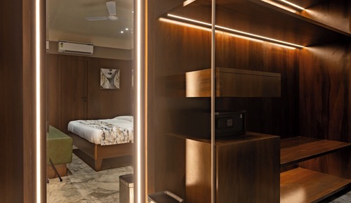 Luxury Suite, City View