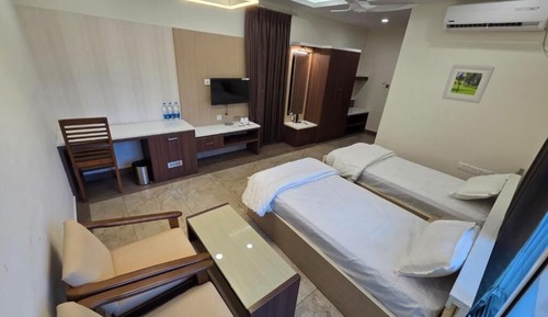 Deluxe Double Room, Balcony, Garden View