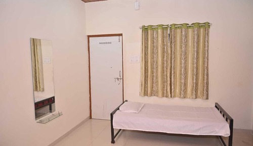 Quadruple Room, Garden View
