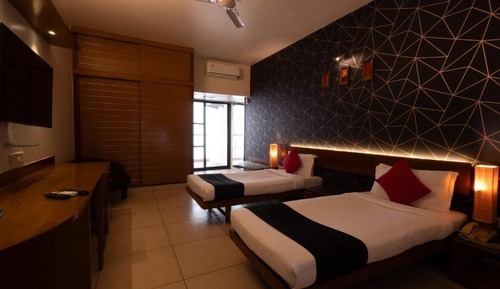 Double Room, Balcony, City View