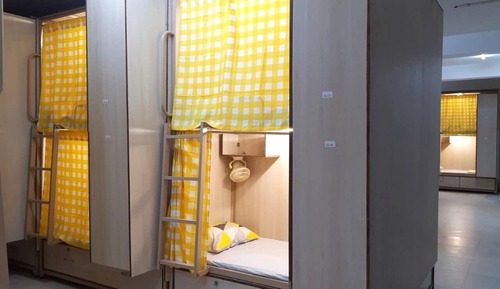 Shared Dormitory, Men only