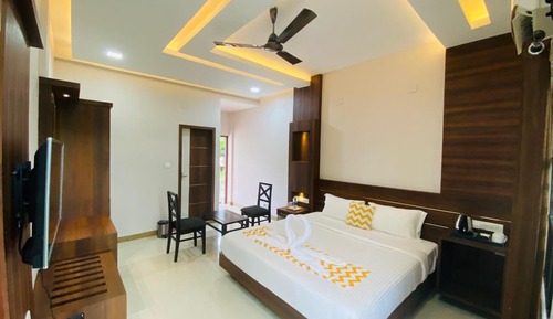 Classic Double Room, Courtyard View