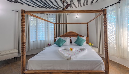 Deluxe Villa, Balcony, Pool View