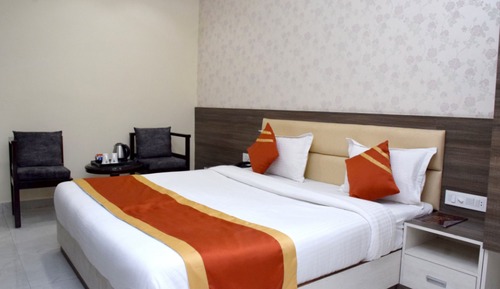 Standard Double Room, City View