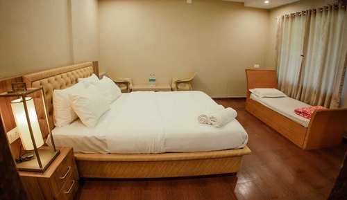 Deluxe Room, Garden View