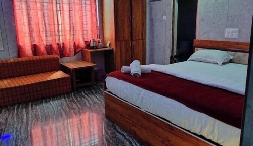 Grand Quadruple Room