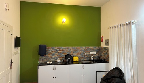 Comfort Room, Garden View