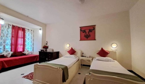 Deluxe Room, 2 Twin Beds