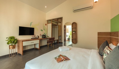 Deluxe Double Room, River View