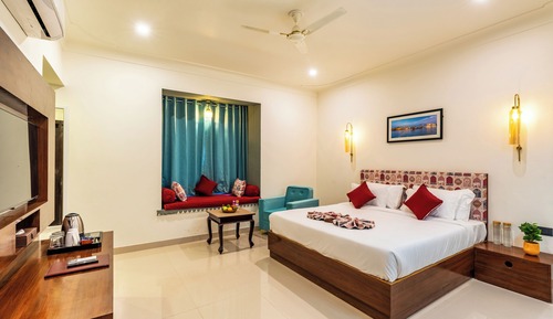 Deluxe Double Room, Garden View