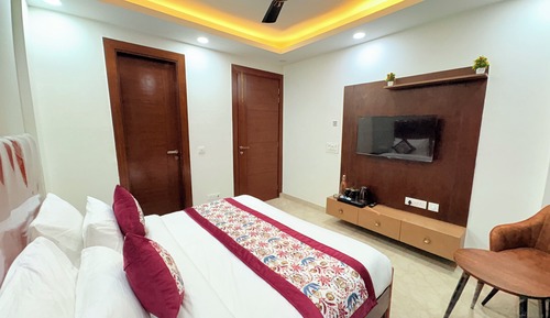 Deluxe Room, Balcony, City View