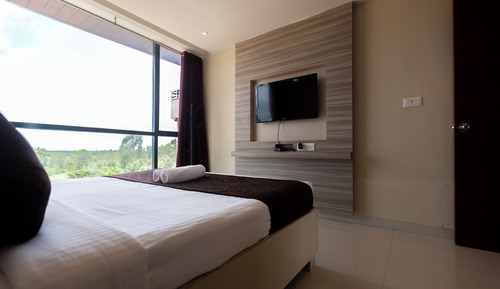 Club Room, Hill View