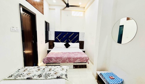 Economy Triple Room