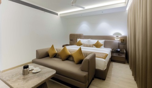 Junior Suite, City View