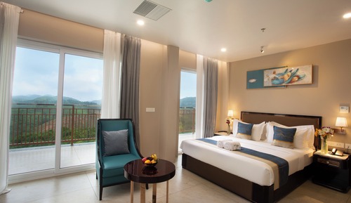 Deluxe Double Room, Balcony, Lake View