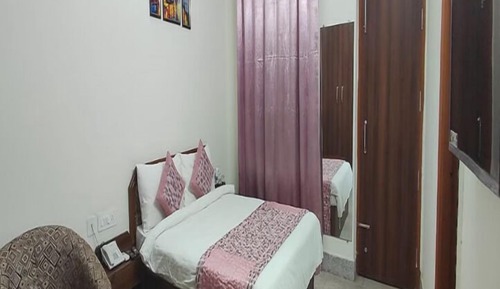 Superior Single Room