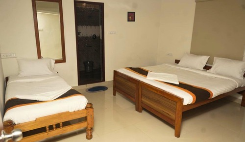 Standard Double Room, Garden View