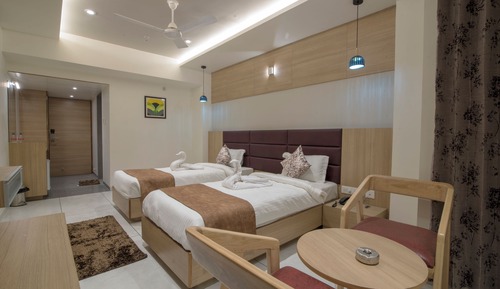 Premier Deluxe Twin Room