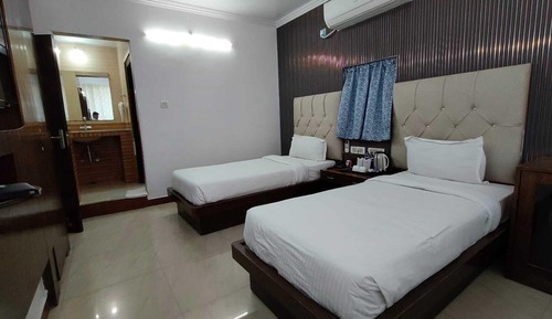 Deluxe Double or Twin Room, City View