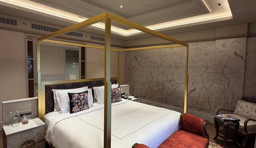 Grand Suite, 2 Bedrooms (Presidential, with Balcony & Jacuzzi)