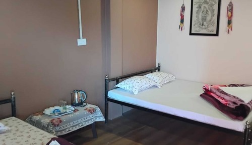 Triple Room, Mountain View