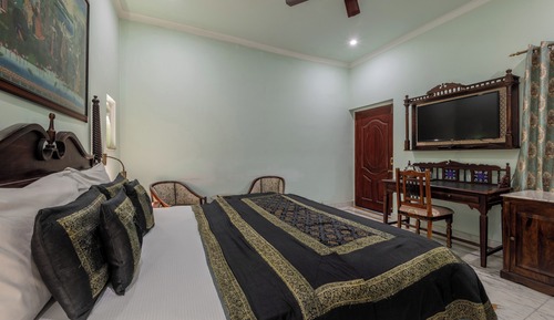 Premium Room