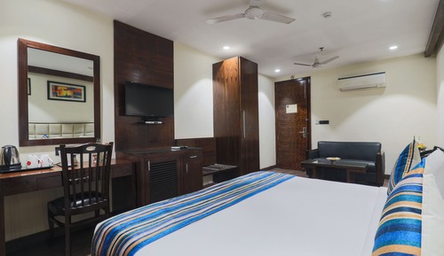 Club Room
