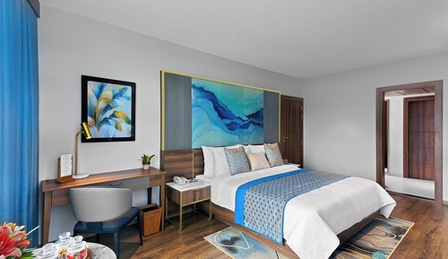 Suite, 1 King Bed