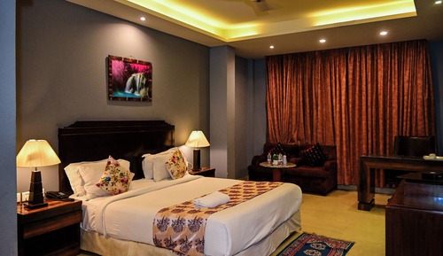 Deluxe Room, City View