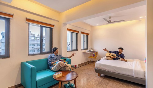Bed in 4 Bed Mixed Dormitory Room with Ensuite Bathroom