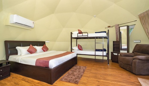 Honeymoon Cabin, Bay View