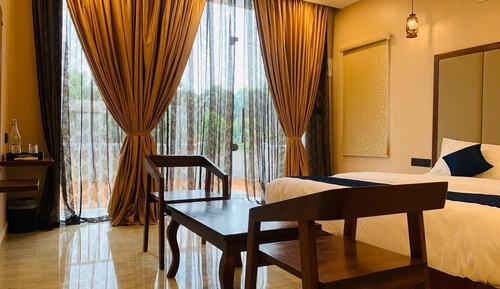 Executive Room