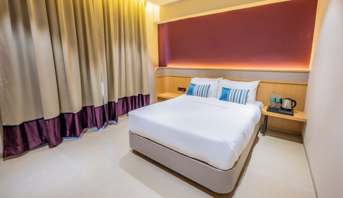 Deluxe Room, City View