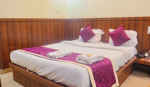 Executive Room, City View