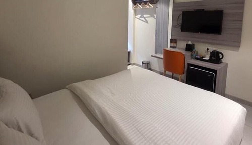 Basic Double Room