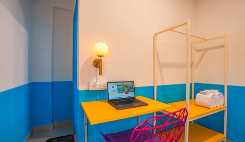 Deluxe Double A/C Room with Ensuite Bathroom