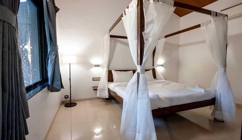 Premium Cottage Cabana Rooms